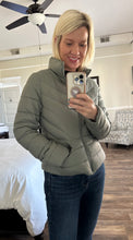 Load image into Gallery viewer, The "Kerry" Puffer Jacket with Storage Bag - Choice of Colors
