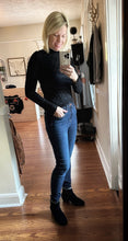Load image into Gallery viewer, Judy Blue &quot;All About Skinny&quot; Jeans
