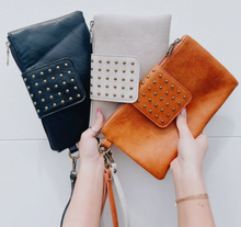 Load image into Gallery viewer, The &quot;Quincy&quot; Clutch
