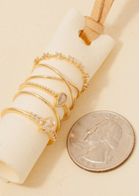 Load image into Gallery viewer, Studded Band Rings Set - Gold
