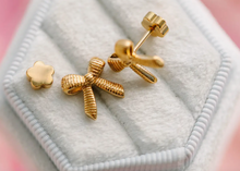 Load image into Gallery viewer, Pierced Co Classic Bow - Sensitive Ear Earrings
